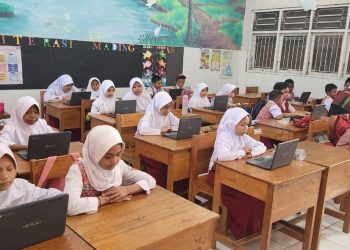 UPT SPF SD Negeri Pongtiku 1 Melaksanakan ANBK Dengan Lancar