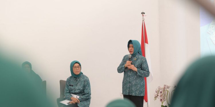Indira Yusuf Ismail Dorong Masyarakat Bangun Keluarga Berkualitas di Sosialisasi Peningkatan Kesertaan Ber KB
