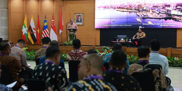 Danny Pomanto Dorong Anak Muda Makassar Salurkan Energi Positif dengan Olahraga