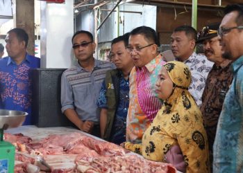 Jelang Idul Adha, DKP Makassar Melaksanakan Kunjungan 2 Pasar Sekaligus