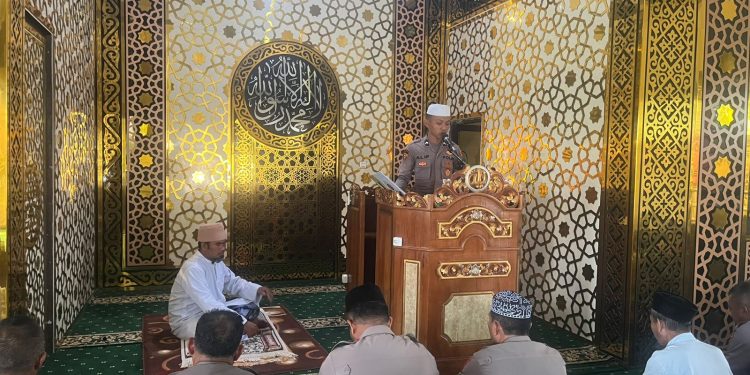 Tingkatkan Keimanan, Polres Bulukumba Rutin Gelar Pengajian Usai Sholat Duhur