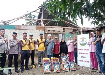 Peduli Kemanusiaan, Kapolres Palopo Bersama Jajarannya Bantu Korban Bencana