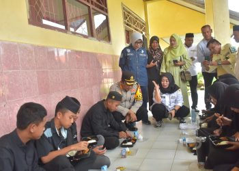 Kapolres Bulukumba Hadiri Kegiatan Uji Coba Makan Bergizi Gratis di Desa Bonto Bulaeng