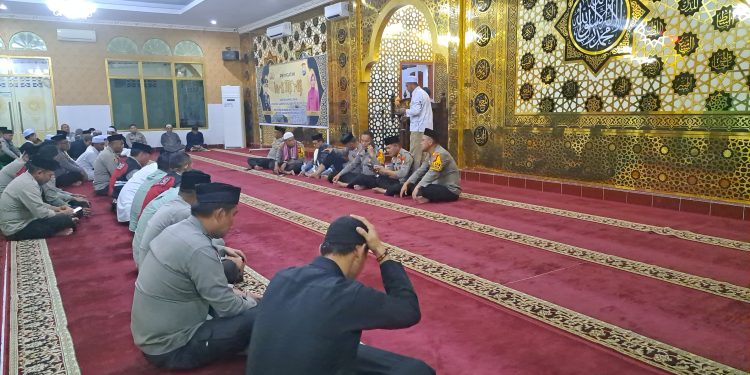 Di Awali Pembacaan Doa, Isra Miraj Polres Palopo Berjalan Hikmat