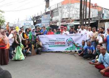 Rangkaian Peringatan Hari Peduli Sampah Nasional 2025, Aksi Bersih di Pasar Panakukang Makassar