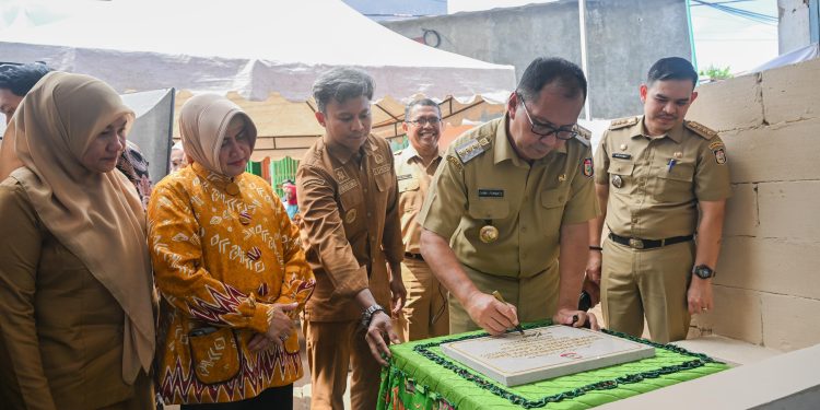 Indira Yusuf Ismail Dampingi Danny Pomanto Resmikan Posyandu Era Baru Kedua di Kota Makassar