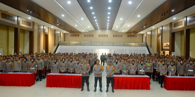 Rekrutmen Calon Perwira, Kapolda Sulsel Berikan Pengarahan kepada Peserta Seleksi SIP T.A. 2025