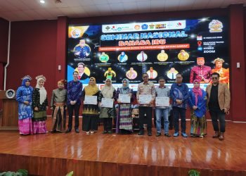Pemkot Makassar Terima Penghargaan atas Pelestarian dan Perlindungan Bahasa Daerah