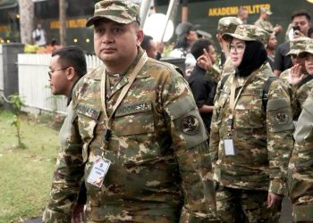 Berseragam Komcad, Munafri Ikut Retret Sinkronisasi Program Pusat-Daerah