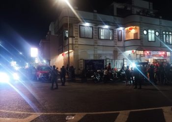 Sukses! Polisi Kawal Pertunjukan Barongsai di Bundaran Pinisi Bulukumba