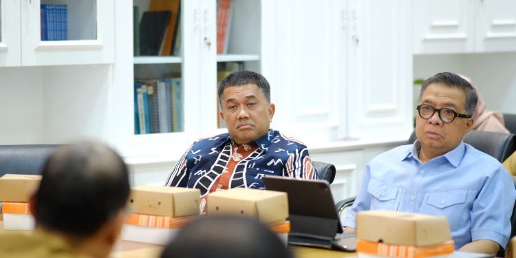 Pj Sekda Makassar dan Tim Transisi MULIA Bahas Strategi Pendalaman Program