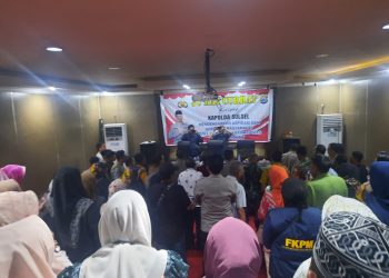 Jumat Curhat Rutin Kapolda Sulsel Dengar Keluhan Warga Tallo Terkait Air Bersih