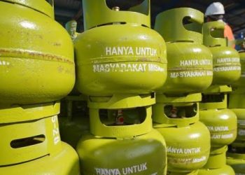 Warga Ini Kaget Mengetahui Harga Gas Elpiji Yang Sebenarnya !!
