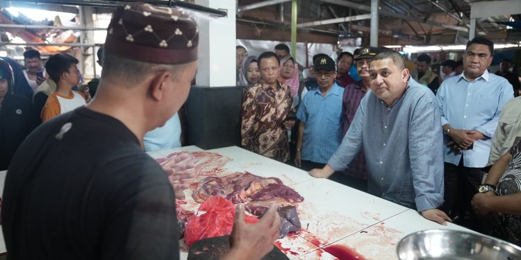 Jaga Kestabilan Harga, Wali Kota Makassar Tinjau Harga di 2 Pasar