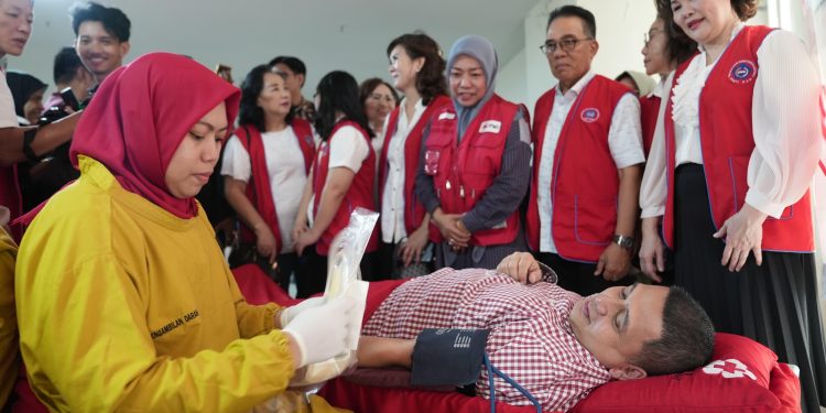 Penuhi Stok Darah PMI, Munafri Arifuddin Rencanakan Aksi Donor Darah Rutin di Pemkot Makassar