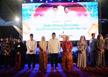 Peringati Nuzulul Quran, Wali Kota dan Wakil Wali Kota Makassar Santuni Anak Yatim