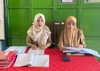 Tingkatkan Kinerja Guru, Kepala SDN Pongtiku 2 Observasi Guru Kelas