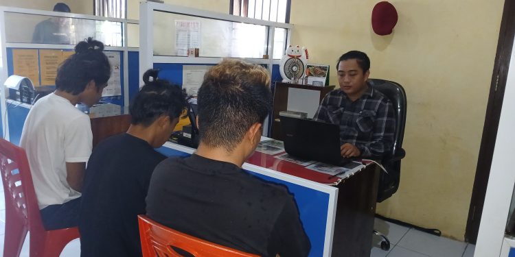 Gerak Cepat, Sat Narkoba Polres Bulukumba Amankan 3 Pria Beserta Sabu 7 Gram lebih