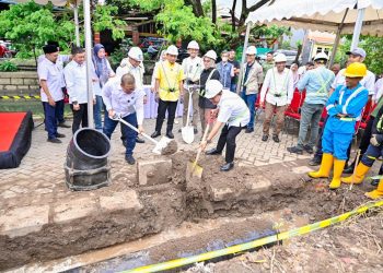 Tingkatkan Pelayanan ke Pelanggan, PDAM Makassar Lakukan Pemasangan Pipa Baru