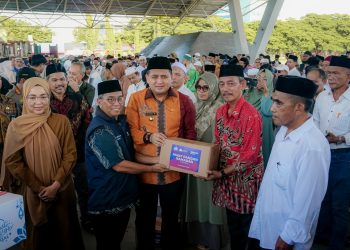 Ketua TP PKK Kota Makassar Apresiasi Penyaluran 5.500 Paket Sembako untuk Pekerja Keagamaan