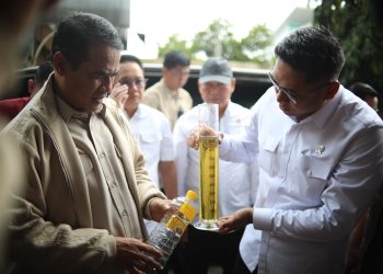 Mentan Kembali Bongkar Kecurangan Takaran Minyakita di Surabaya