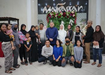 Wali Kota dan Ketua TP PKK Makassar Sambut Masyarakat di Halal Bihalal Rumah Jabatan