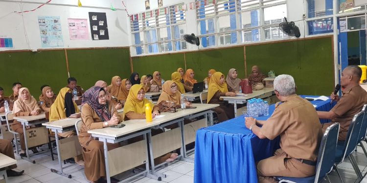 Pasca Libur Idul Fitri, PLT SMPN 10 Pimpin Apel Serentak di Sekolahnya