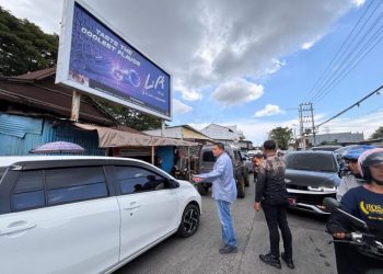 Urai Kemacetan, Walikota Makassar Tegur Warga Yang Melanggar