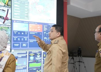 Wali Kota Munafri Tinjau War Room, Tingkatkan Keamanan Lorong Lewat Pantauan CCTV