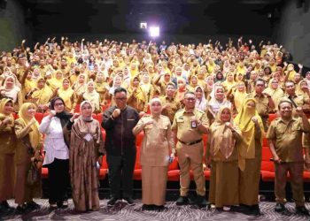 SMPN 23 Makassar Nobar Edukasi Film “Buku Harianku”