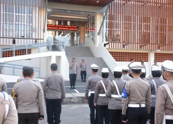 Polres Bulukumba Gelar Apel Siaga Pengamanan Hari Buruh (May Day) 2025 di Lapangan Pemuda