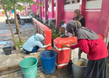 Sisih Positif SDN Larianbangi 1 di Hari Libur Buruh