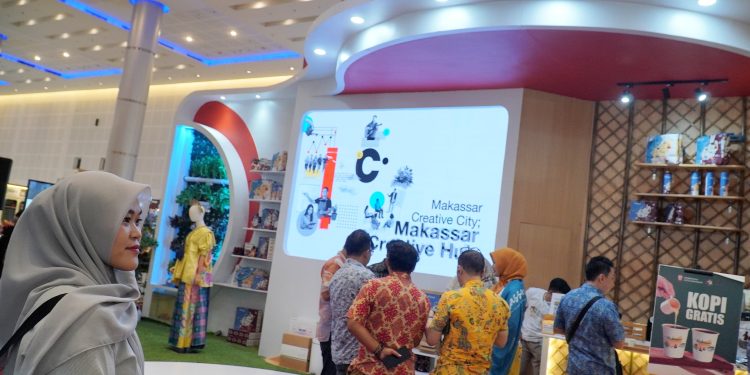 Potret Kekompakan SKPD Pemkot Makassar di City Expo APEKSI Surabaya