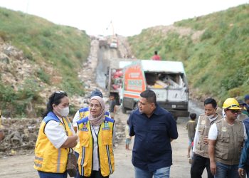 Siapkan Solusi Penanganan Sampah, Wali Kota Makassar Bersama Dirjen Cipta Karya Tinjau TPA Antang