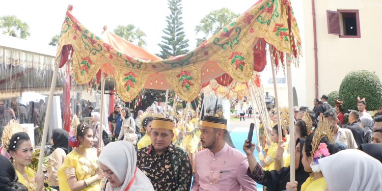 Selvi Ananda ke Makassar, Wali Kota Makassar – Wawali dan Ketua PKK Dampingi dalam Misi Lestarikan Budaya