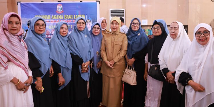 Aliyah Mustika Ilham Sebut Asupan Spiritual Penting Untuk Lansia Kota Makassar