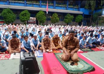 Selama Ramadhan, SMPN 4 Makassar Laksanakan Kegiatan Amalian