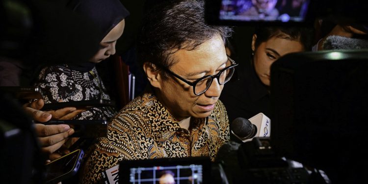 Temui Presiden, Menkes Sampaikan Perkembangan Covid-19 di Indonesia
