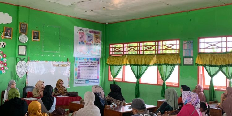 Jelang Perpisahan, Bersama Orangtua Kepala SDI Pannampu III Rapat Bersama