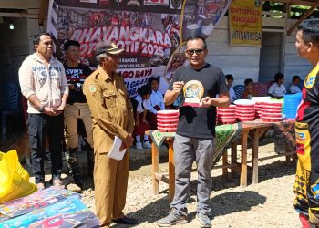 Sambut Hari Bhayangkara, Kaops Madago Raya Bawa Misi Sosial ke Sekolah Terpencil Manggalapi