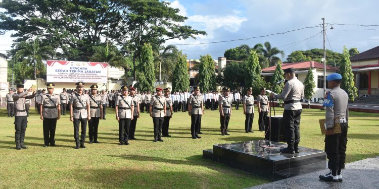 Kapolres Bulukumba Pimpin Upacara Sertijab Kabag, Kasat, dan Kapolsek