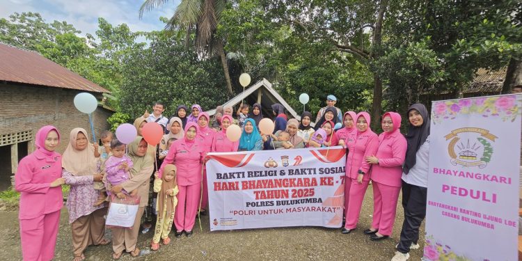 Polsek Ujung Loe dan Puskesmas Manyampa Gelar Baksos dan Bakkes Sambut Hari Bhayangkara ke-79