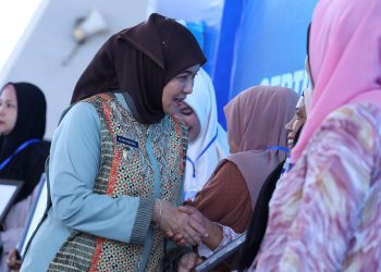 Aliyah Mustika Ilham Serahkan Bantuan untuk UMKM Disabilitas di PKU Akbar PT. PNM