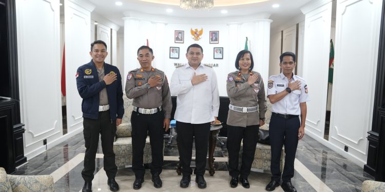 Parkir Sembarangan Bikin Macet, Pemkot Makassar-Polda Siap Tindak Tegas