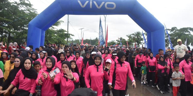 Dihadiri Ribuan Peserta, Polres Bulukumba Sukses Gelar Jalan Sehat Berhadiah Umrah dan Motor