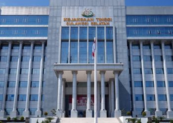 Sejumlah Kadis Buru-Buru Kabur Usai Menjalani Pemeriksaan di Kejati Sulsel