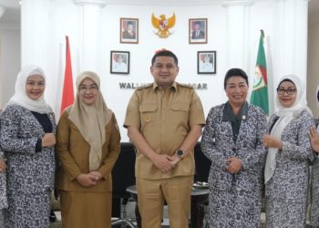 Kadis Kesehatan Dampingi Walkot Munafri Terima Audiensi IBI Kota Makassar