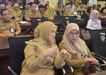 Kepala Dinas Kesehatan Kota Makassar Dampingi Wakil Wali Kota dalam Lokakarya Komitmen Gizi di Kantor Gubernur Sulsel