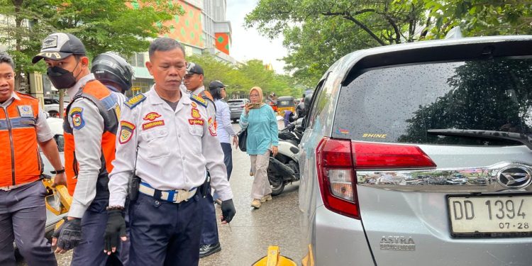 Dishub Makassar Fokus Pencegahan, Rencana Pos Pantau Parkir Liar di Jalan Boulevard
