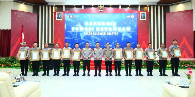 Polres Bulukumba Raih Penghargaan Kelola Keuangan Terbaik dari Kapolri